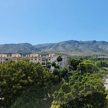 Apartment Modern 3 Bedroom Luxury In